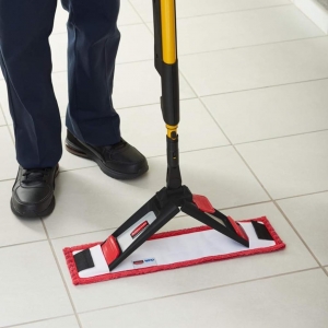 Mopa Plana Microfibra Roja para Sistema Adaptable Rubbermaid 2132423_4