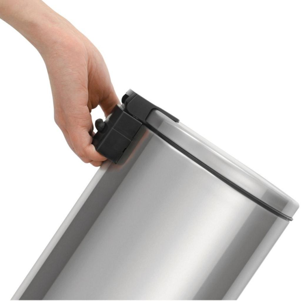 Caneca de Pedal en Acero Inoxidable 20 Litros Tramontina 94547020_2