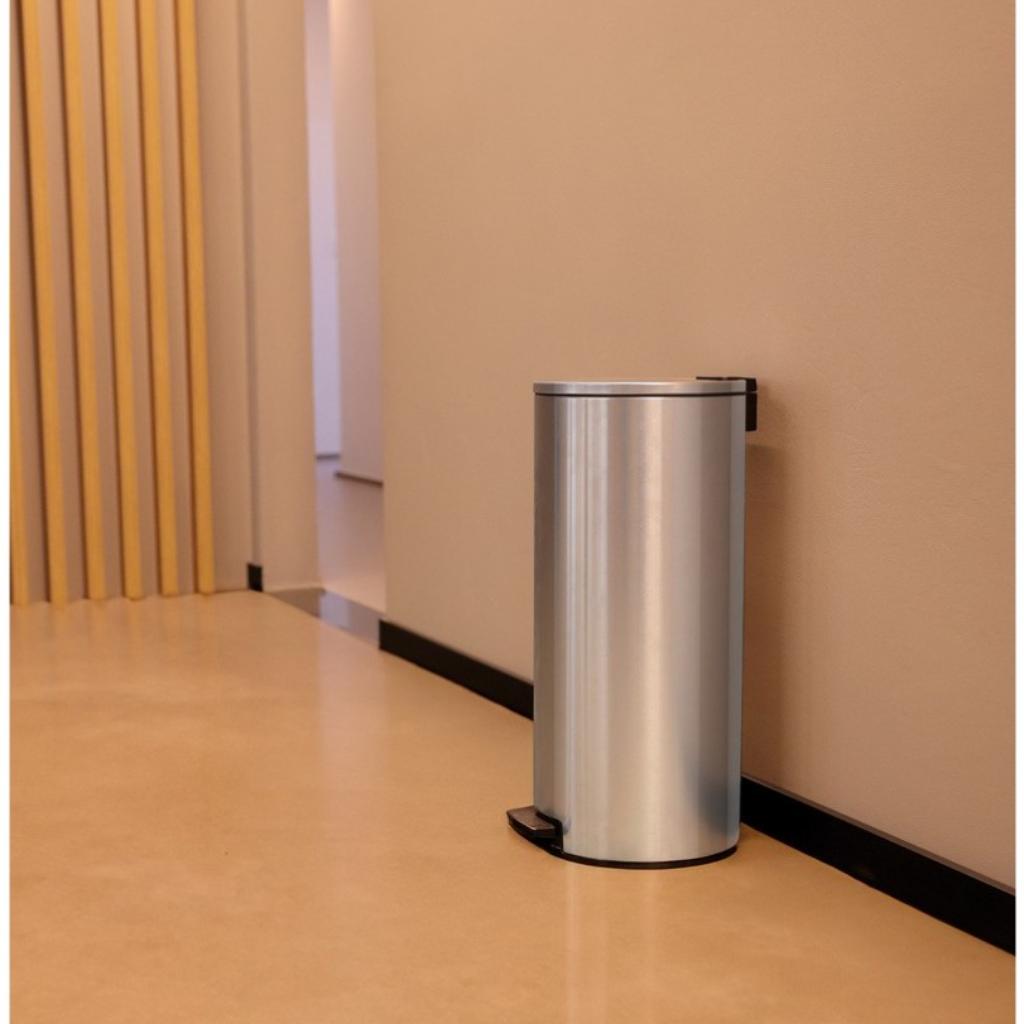 Caneca de Pedal en Acero Inoxidable 30 Litros Tramontina 94547030_4