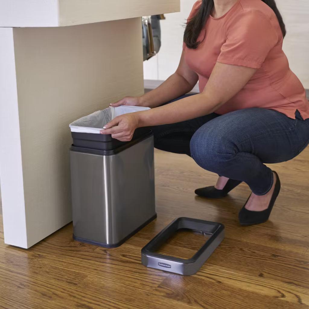 Papelera en Acero Inoxidable 9.8 Lts Rubbermaid 2179283_5